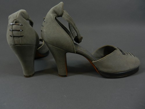 Vtg 40s 50s - 50s, pin