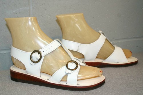 Nos shoes vtg 70s - 5.5, does